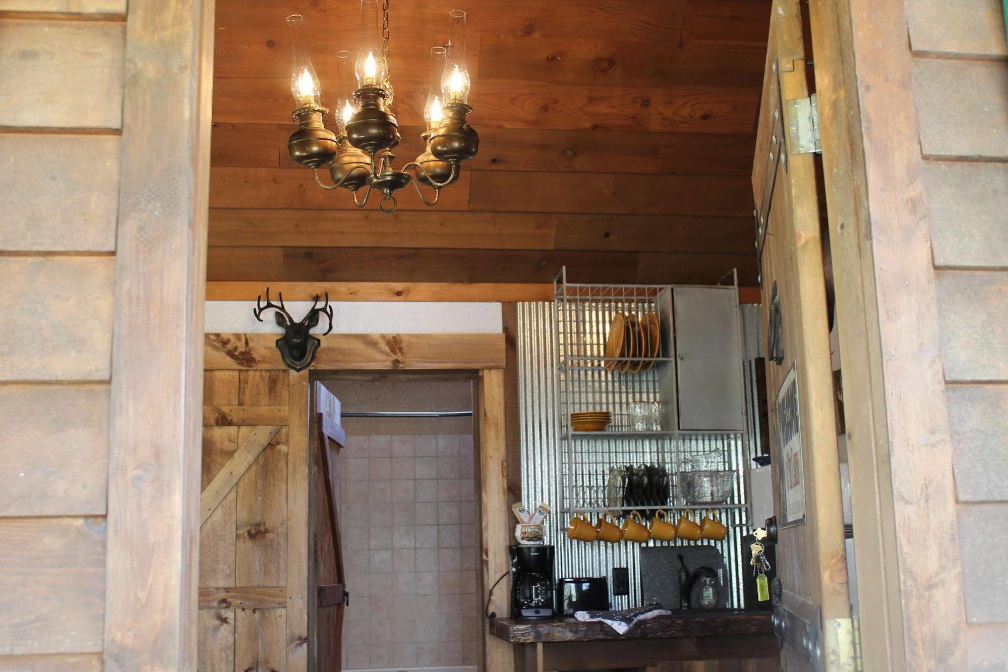 Bear Creek Lodge Cabin Resort Reeds Spring Екстериор снимка